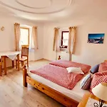 Landurlaub Bei Familie Haug *
