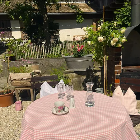 Landurlaub Bei Familie Haug فرايونغ